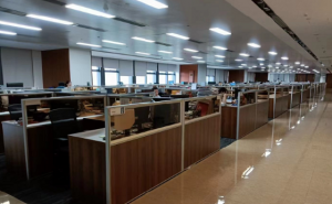 廣州大量回收辦公電腦、辦公家具、辦公設(shè)備回收，高價(jià)回收，免費(fèi)評(píng)估